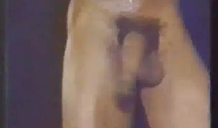 لاریسا فاکس مکیدن دیک بزرگ کلیپ گاییدن مادر